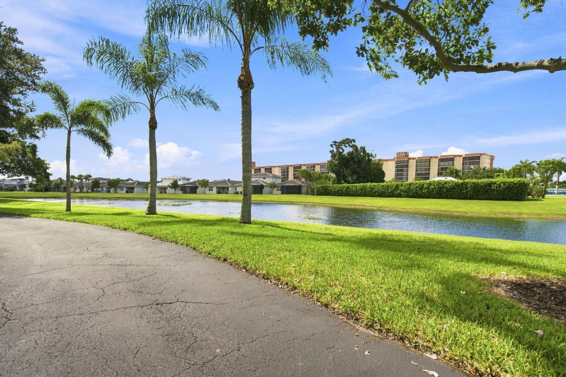 7290 Kinghurst Drive, Unit 403, Delray Beach, FL 33446 Photo