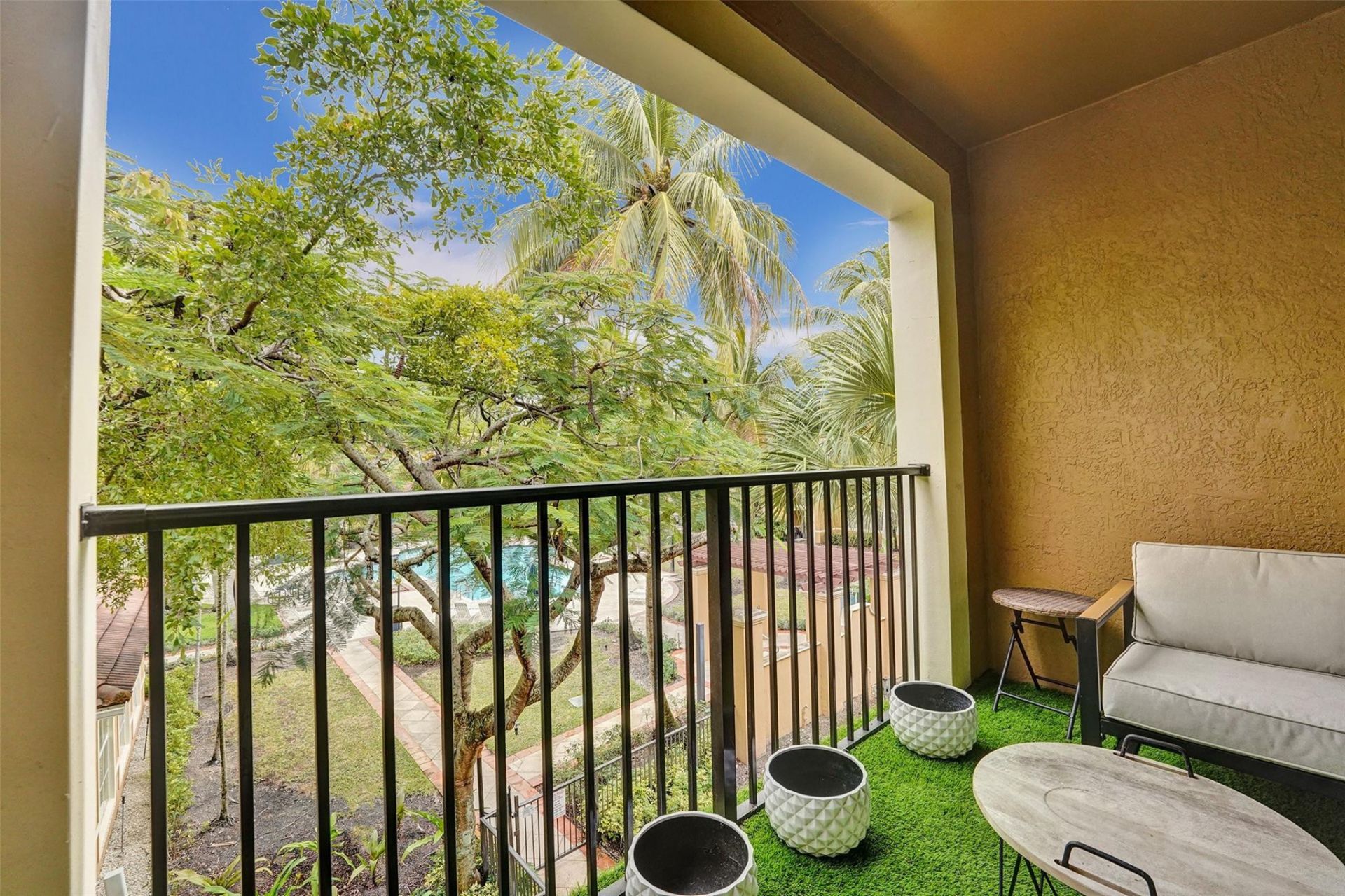 7940 N Nob Hill Road, Unit 304, Tamarac, FL 33321 Photo