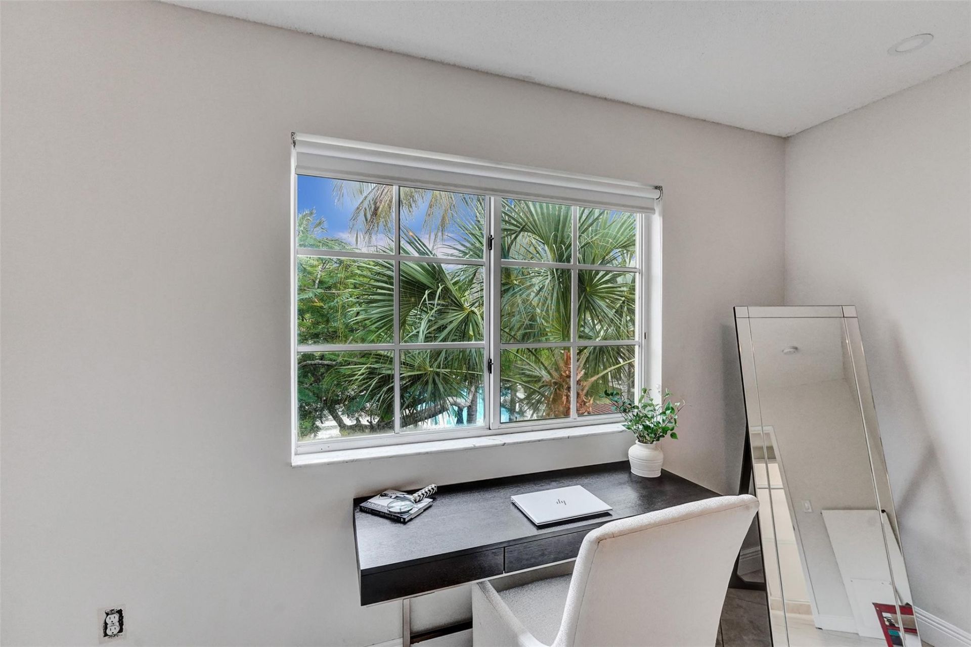 7940 N Nob Hill Road, Unit 304, Tamarac, FL 33321 Photo