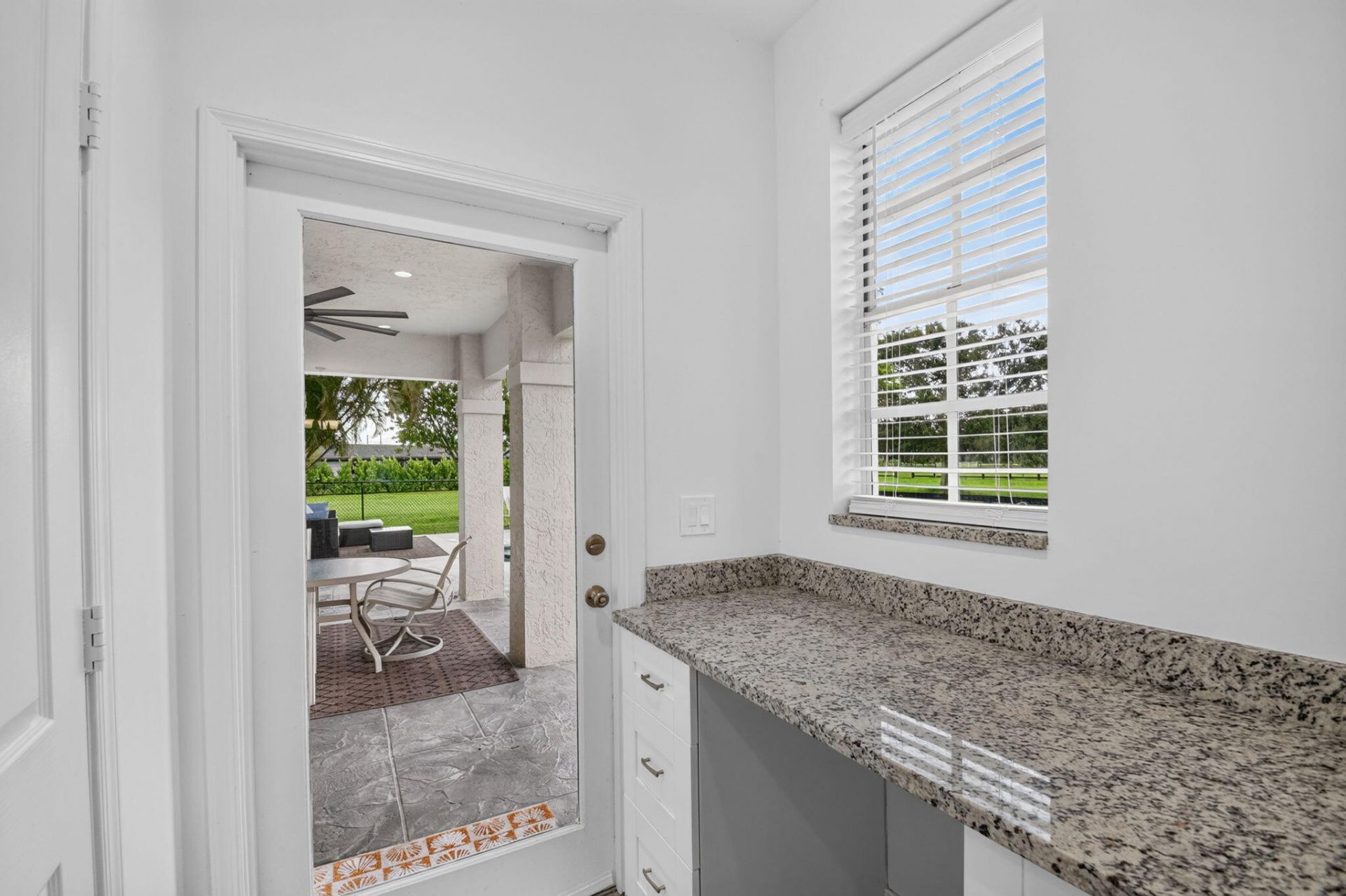876 Cindy Cir Lane, Wellington, FL 33414 Photo