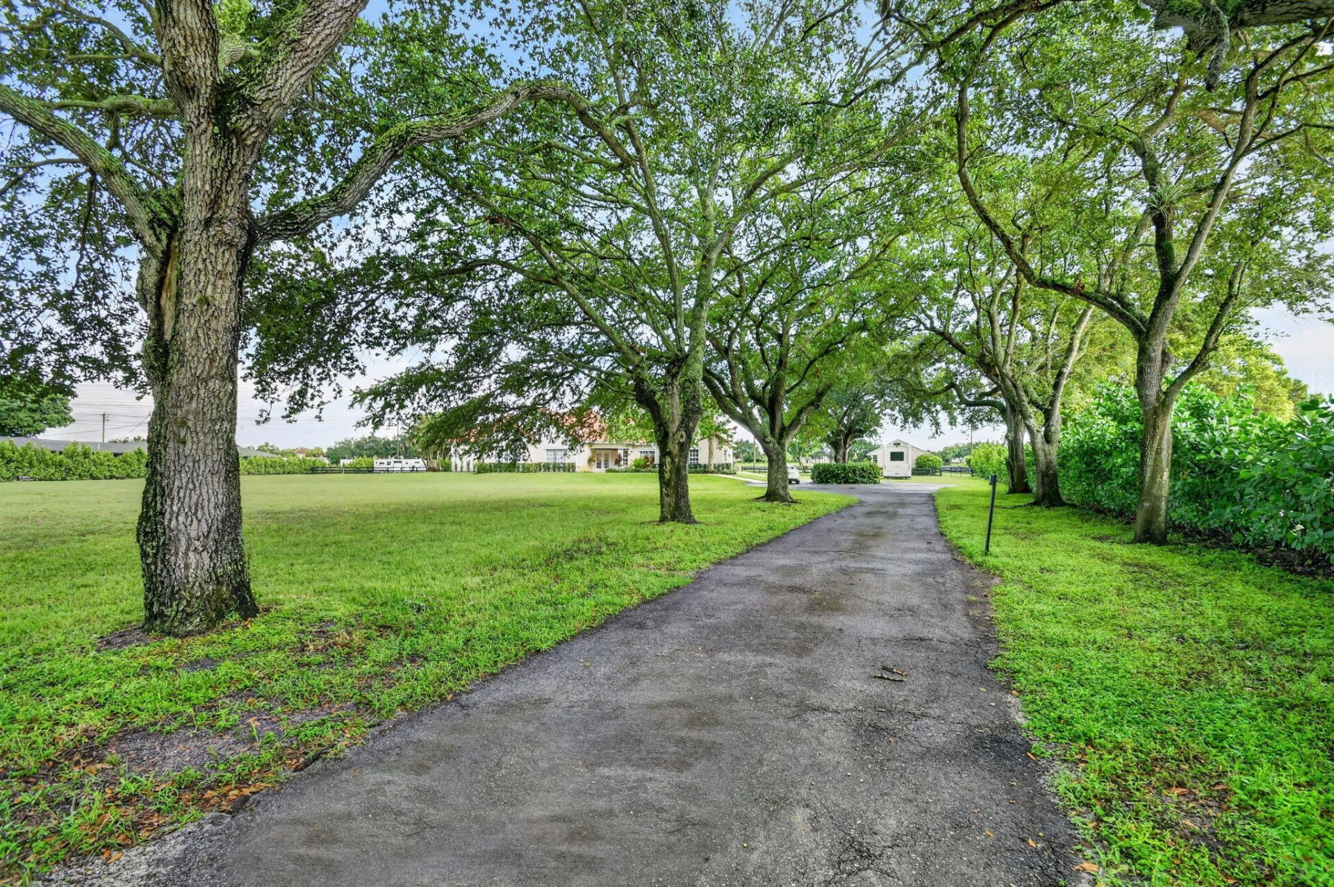 876 Cindy Cir Lane, Wellington, FL 33414 Photo