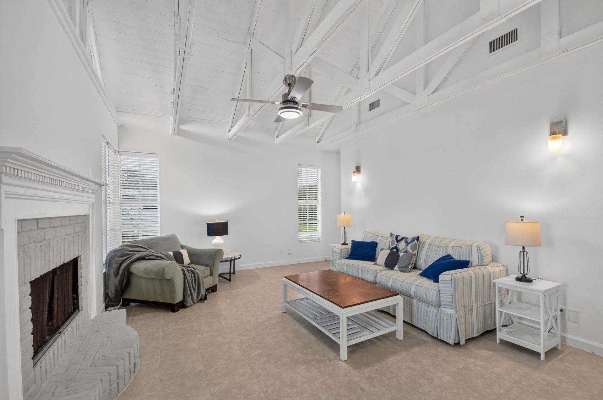 876 Cindy Cir Lane, Wellington, FL 33414 Photo