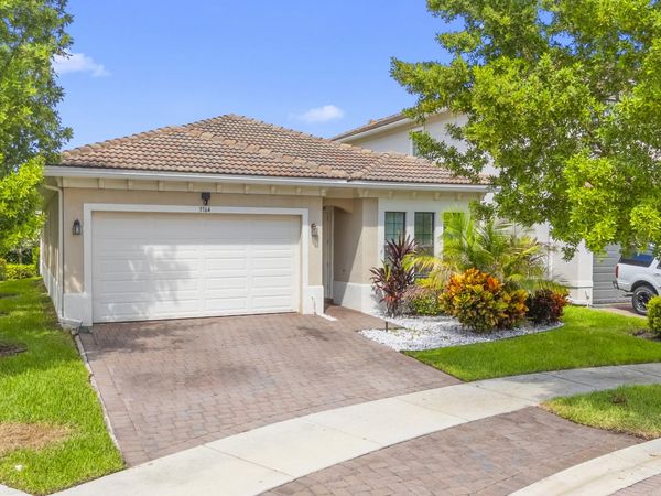 3764 NW 89TH Way, Coral Springs, FL 33065