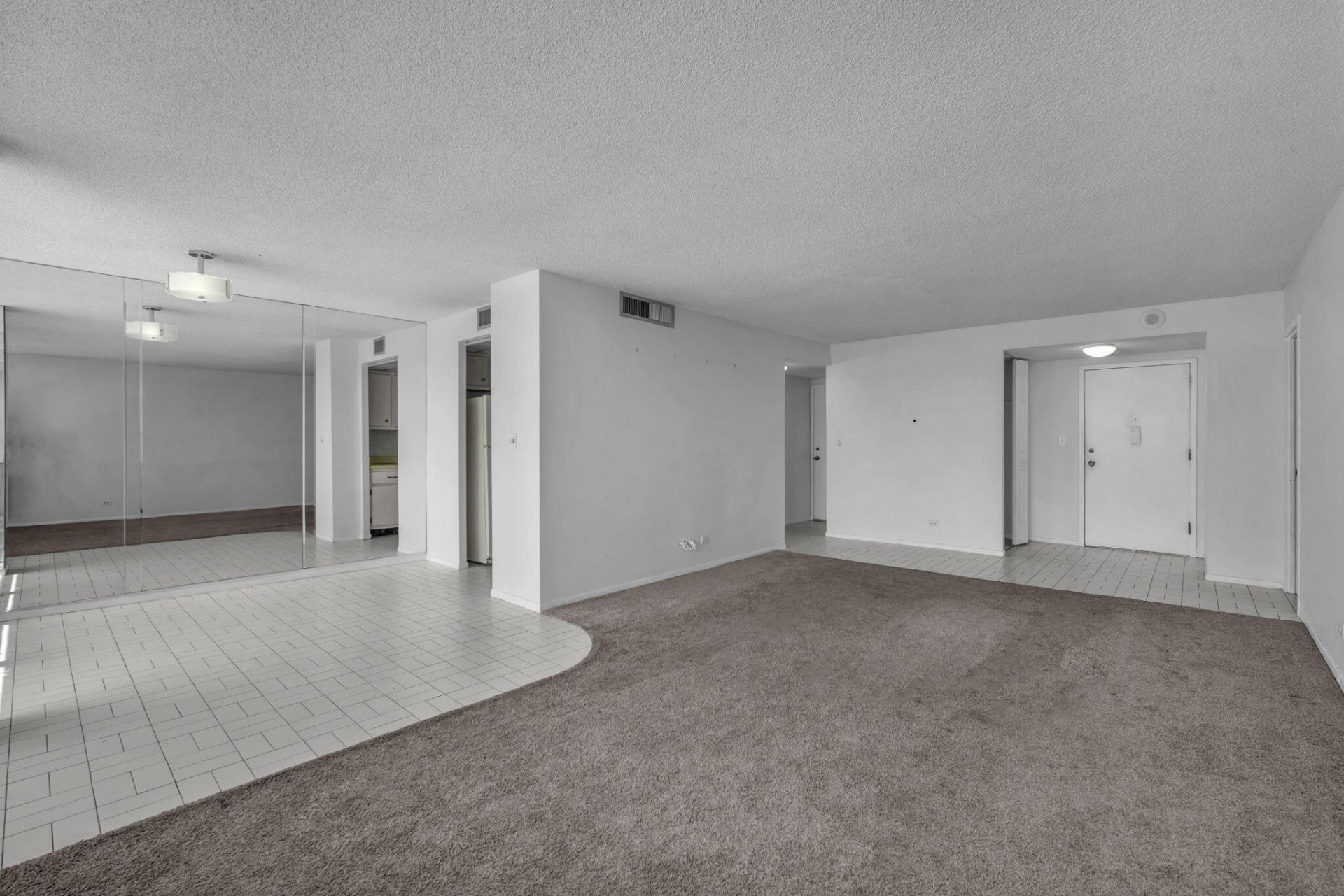 251 174th Street, Unit 714, Sunny Isles Beach, FL 33160 Photo