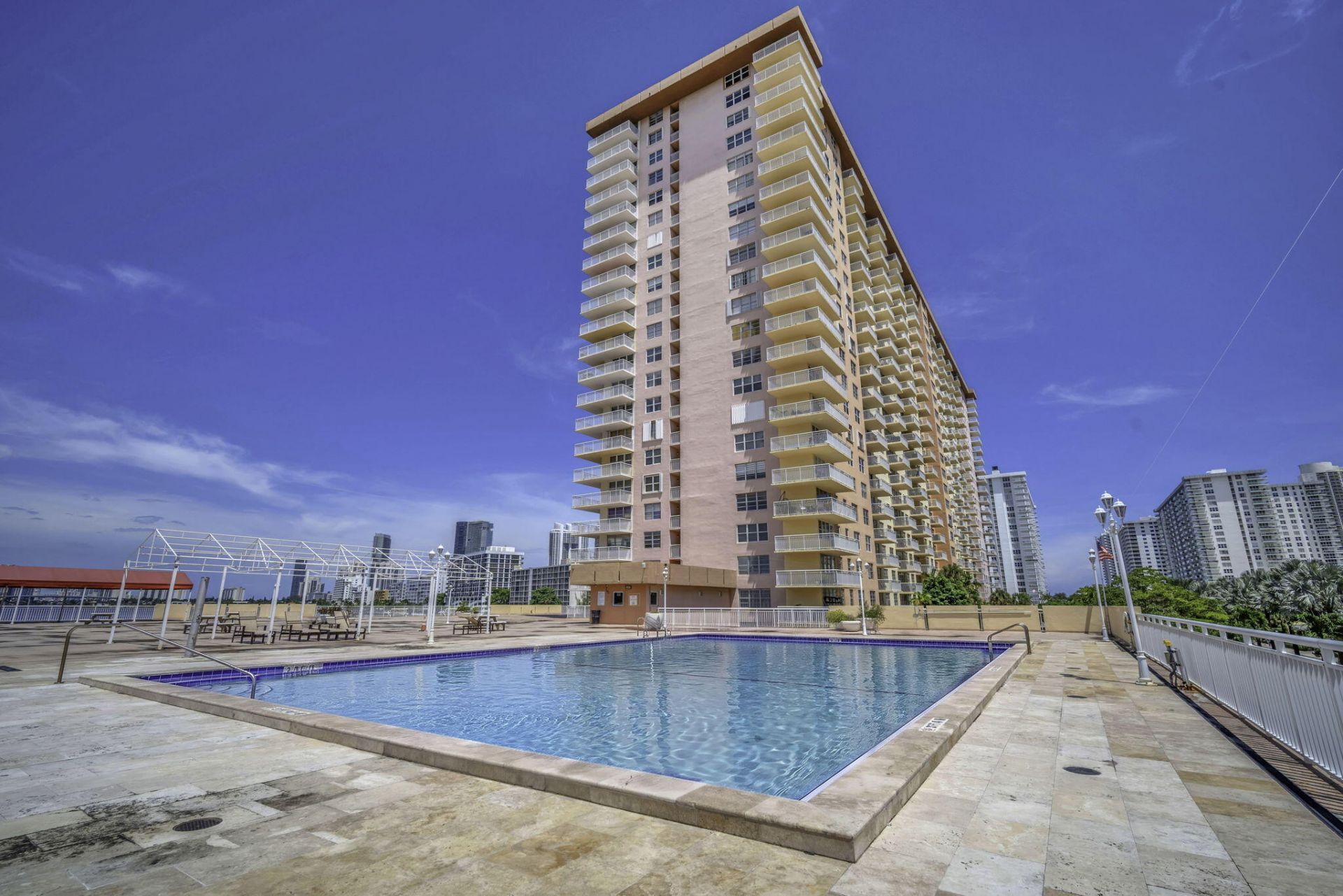 251 174th Street, Unit 714, Sunny Isles Beach, FL 33160 Photo