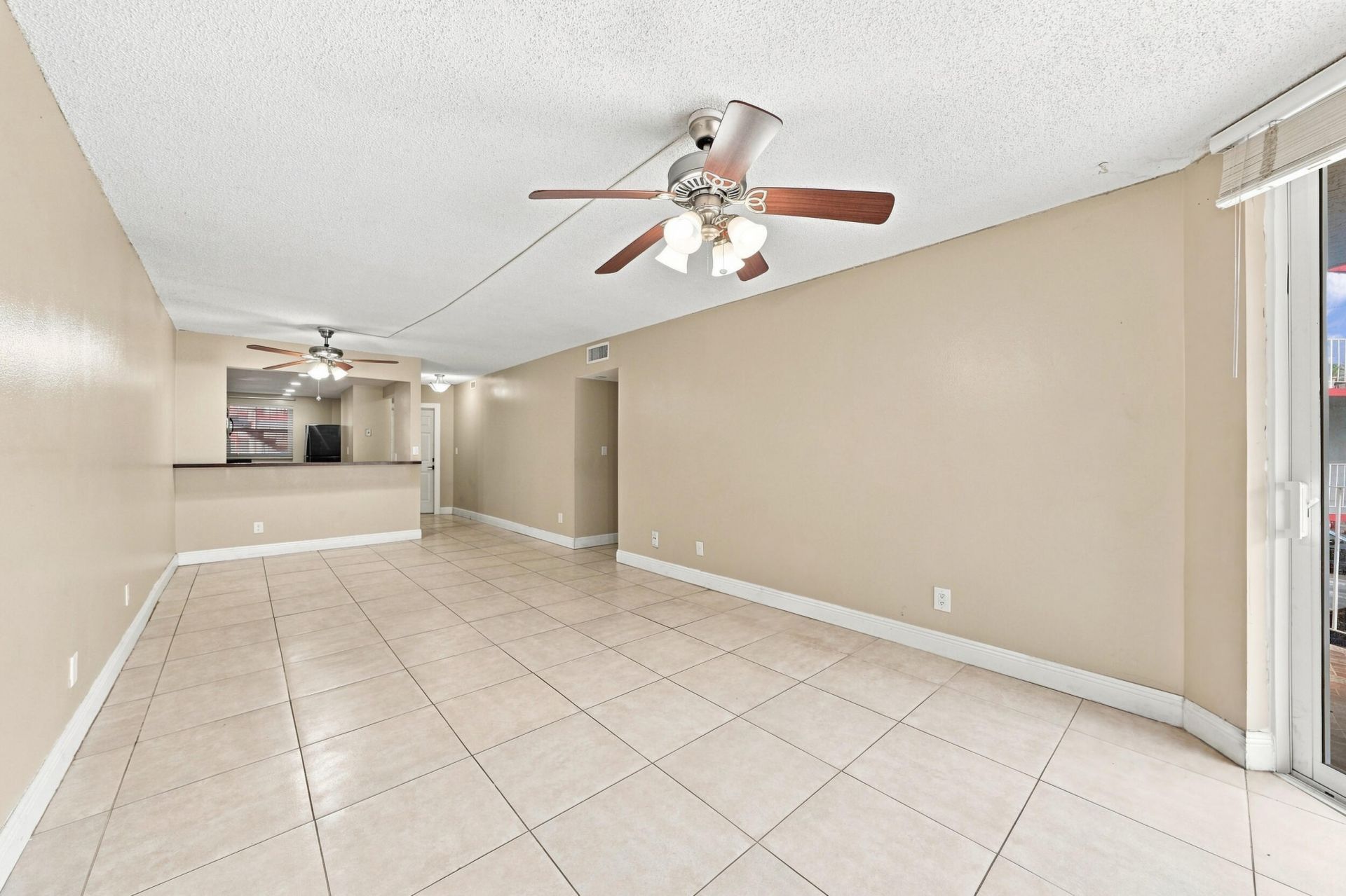 1750 W 46th Street, Unit 242, Hialeah, FL 33012 Photo