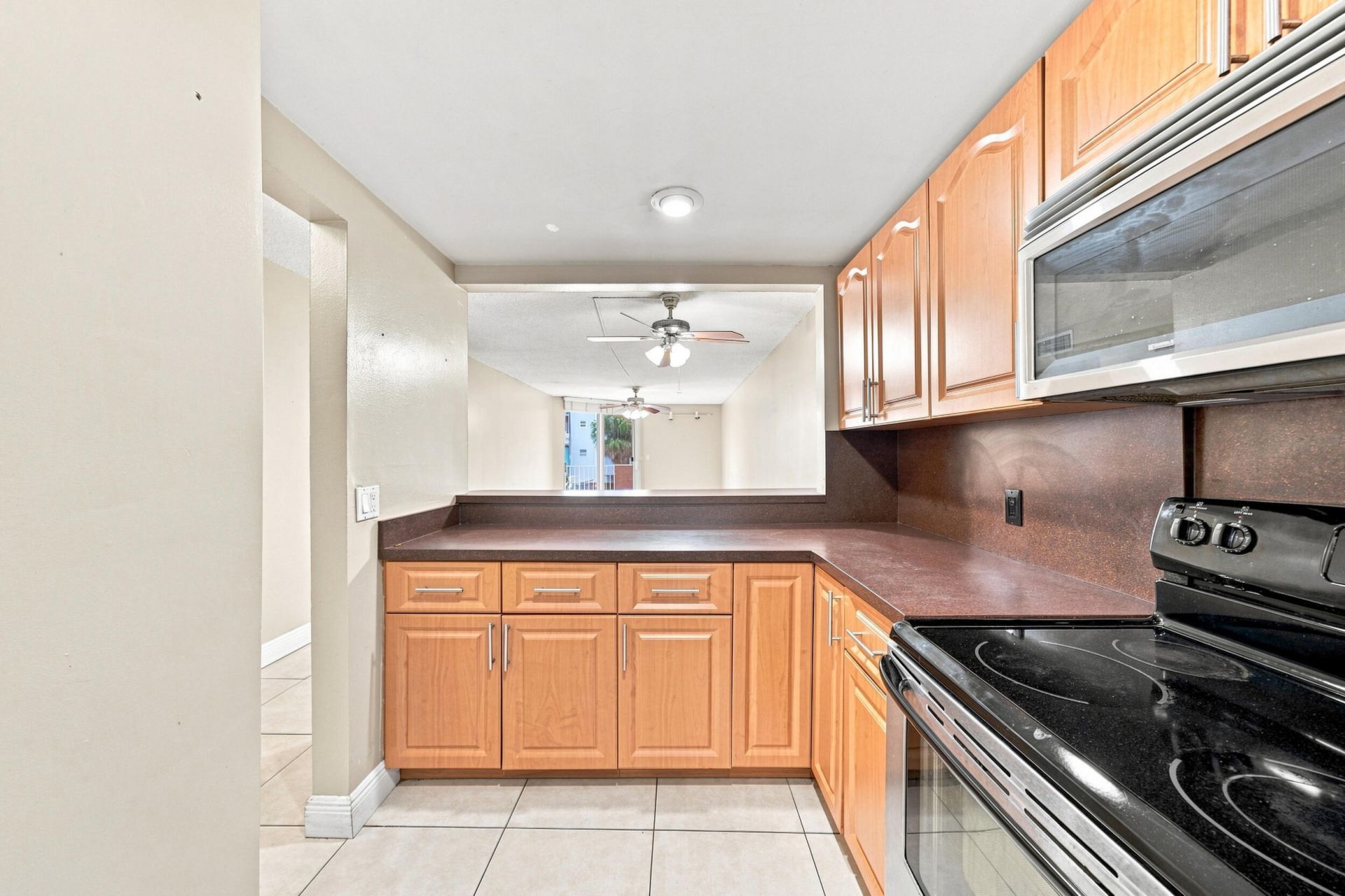 1750 W 46th Street, Unit 242, Hialeah, FL 33012 Photo