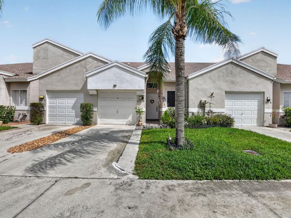 9219 Vineland Court, Unit D, Boca Raton, FL 33496