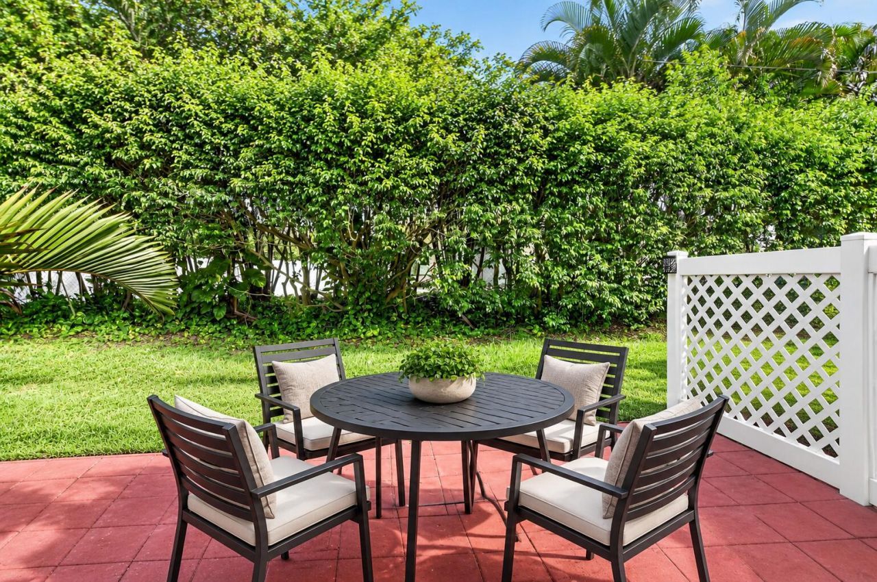 9219 Vineland Court, Unit D, Boca Raton, FL 33496 Photo