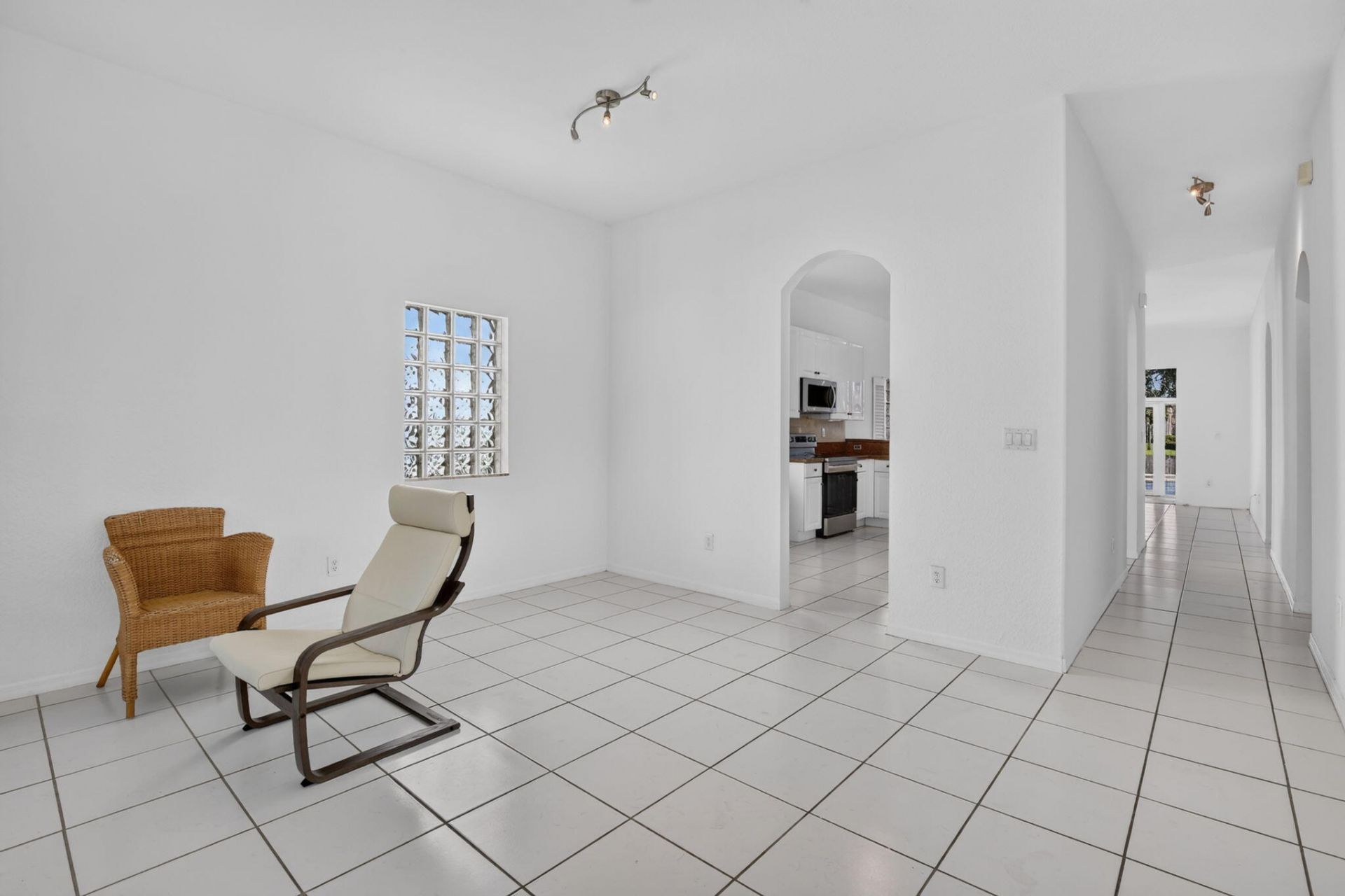 15891 SW 14th Street, Pembroke Pines, FL 33027 Photo