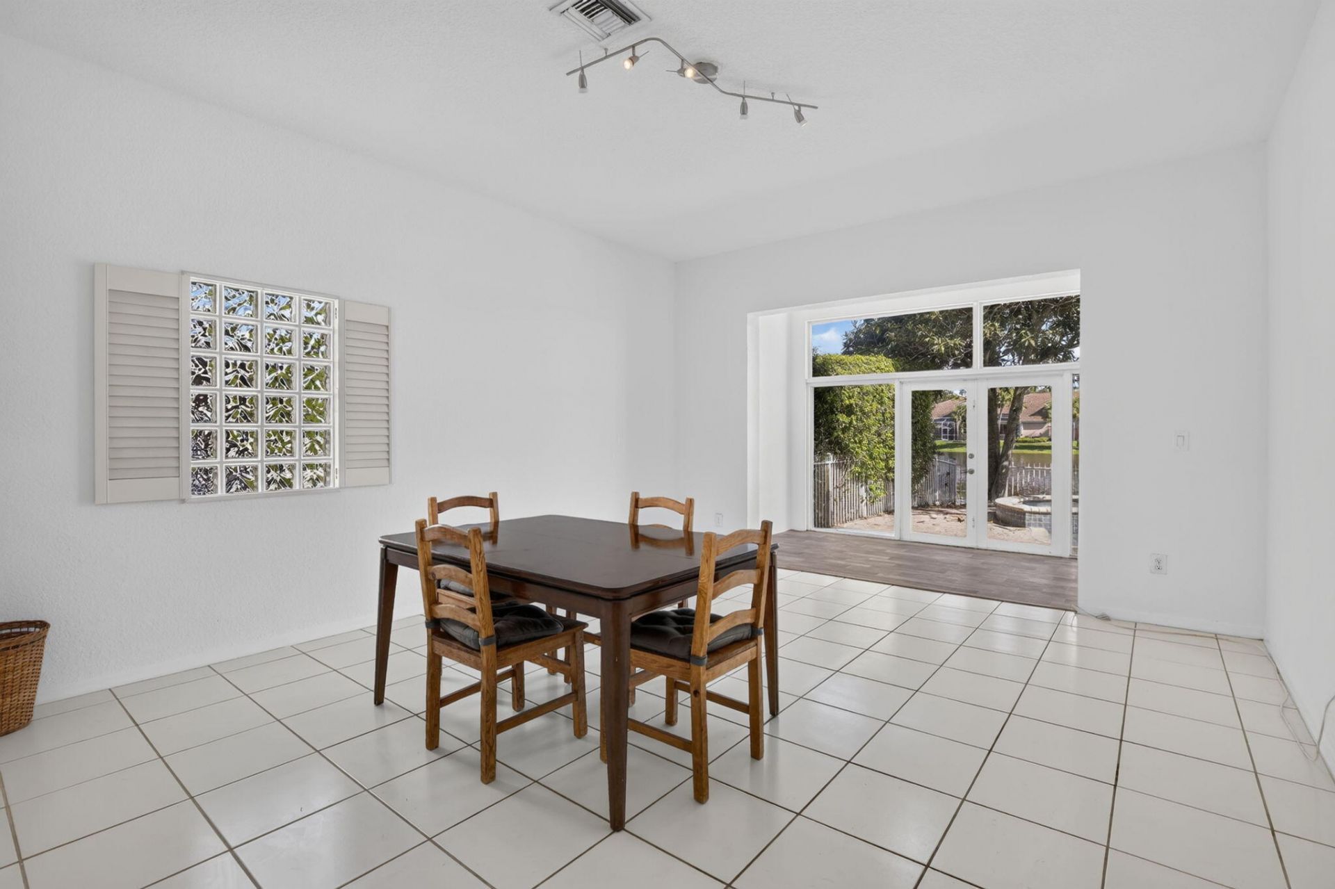 15891 SW 14th Street, Pembroke Pines, FL 33027 Photo