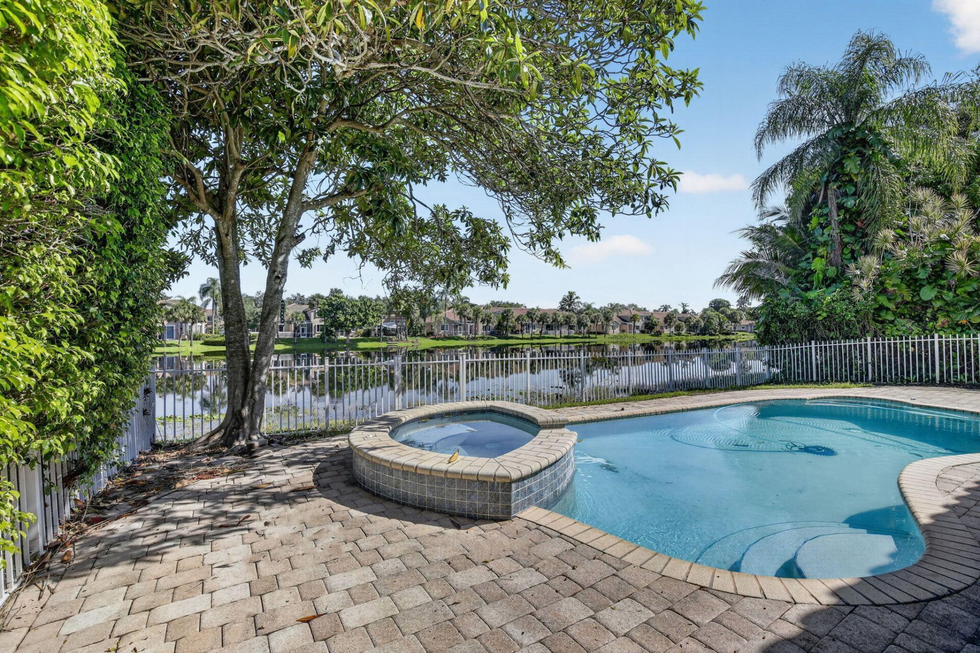 15891 SW 14th Street, Pembroke Pines, FL 33027 Photo