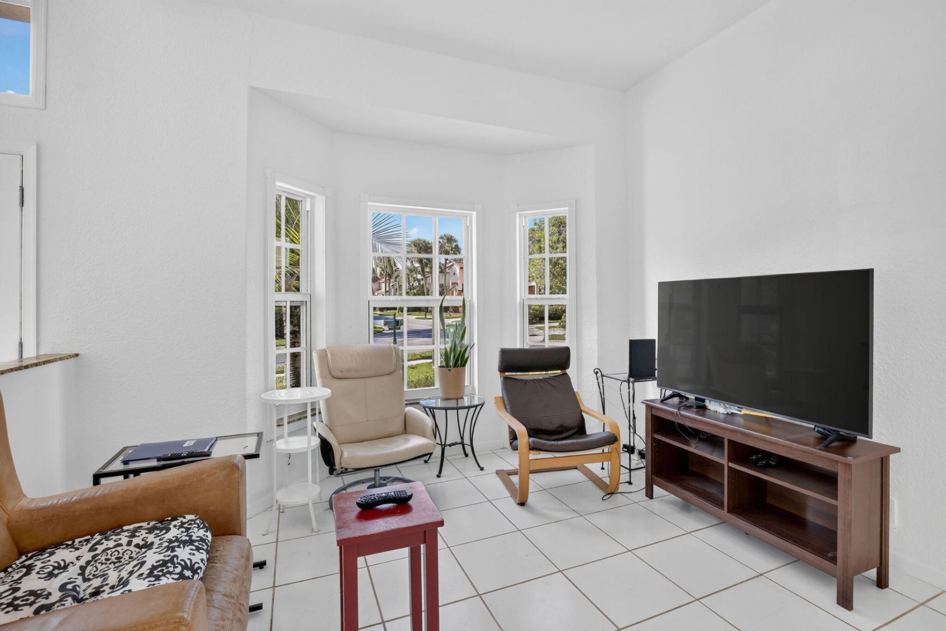 15891 SW 14th Street, Pembroke Pines, FL 33027 Photo