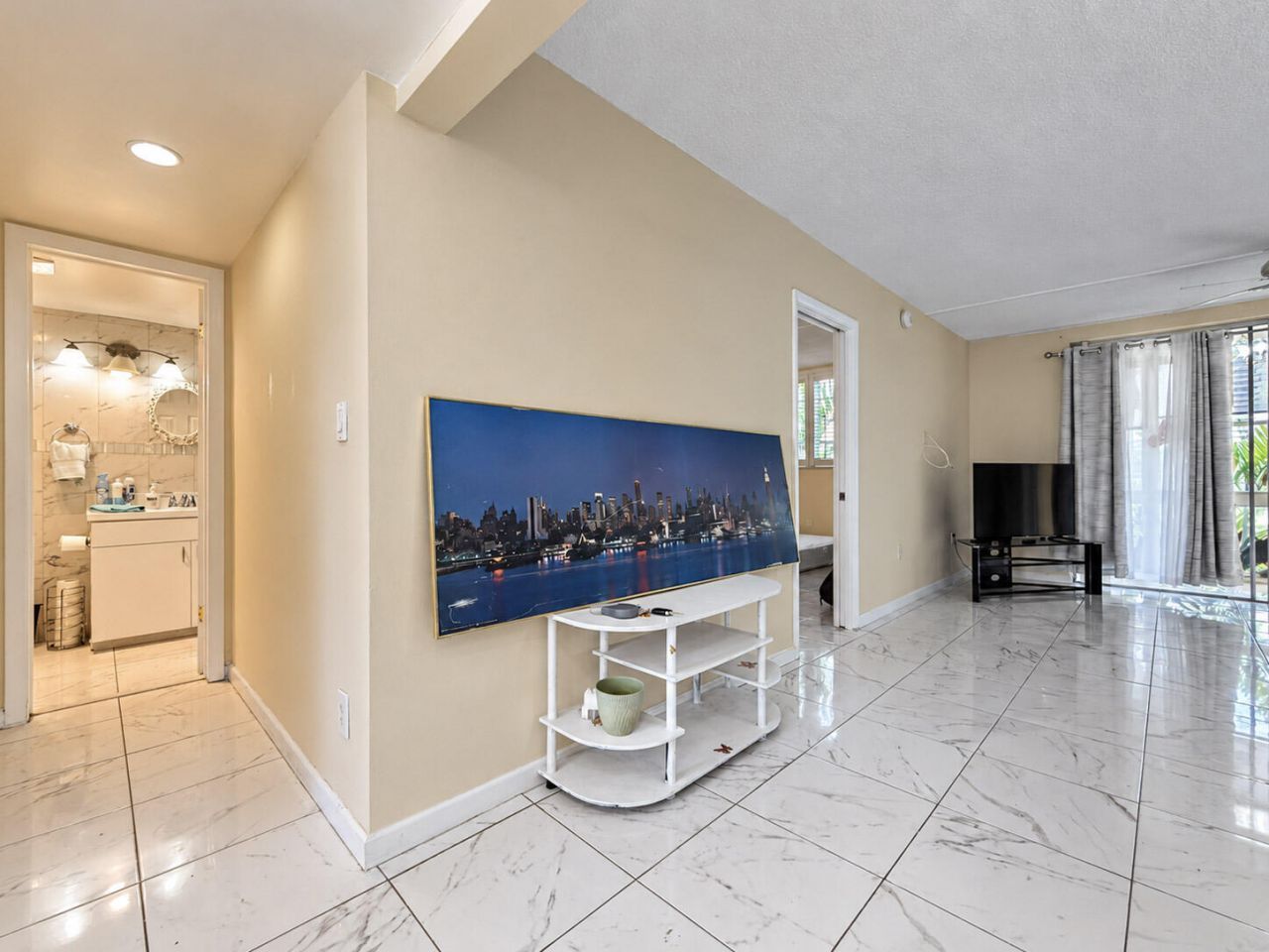 2999 Point East Drive, Unit C109, Aventura, FL 33160 Photo