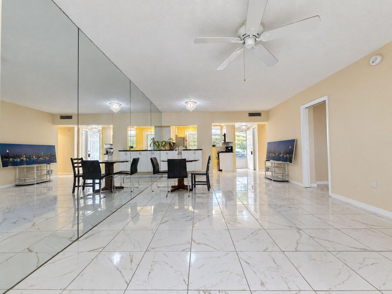 2999 Point East Drive, Unit C109, Aventura, FL 33160 Photo
