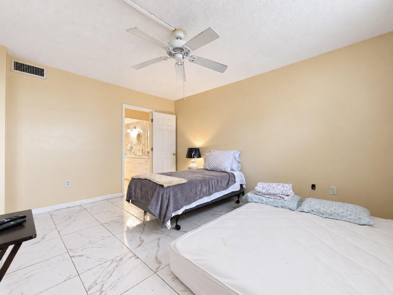 2999 Point East Drive, Unit C109, Aventura, FL 33160 Photo