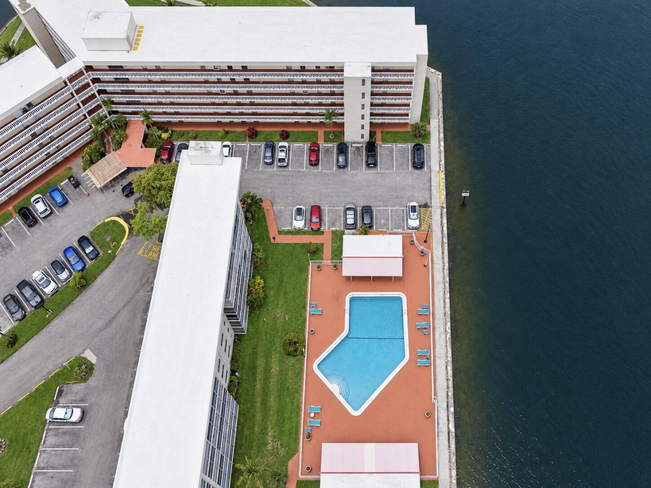 2999 Point East Drive, Unit C109, Aventura, FL 33160 Photo