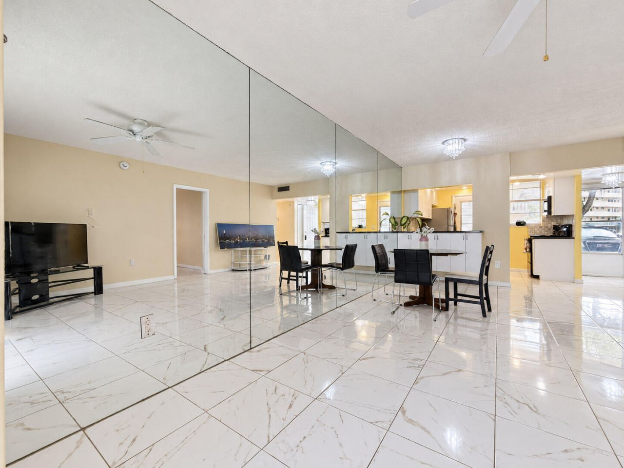2999 Point East Drive, Unit C109, Aventura, FL 33160 Photo