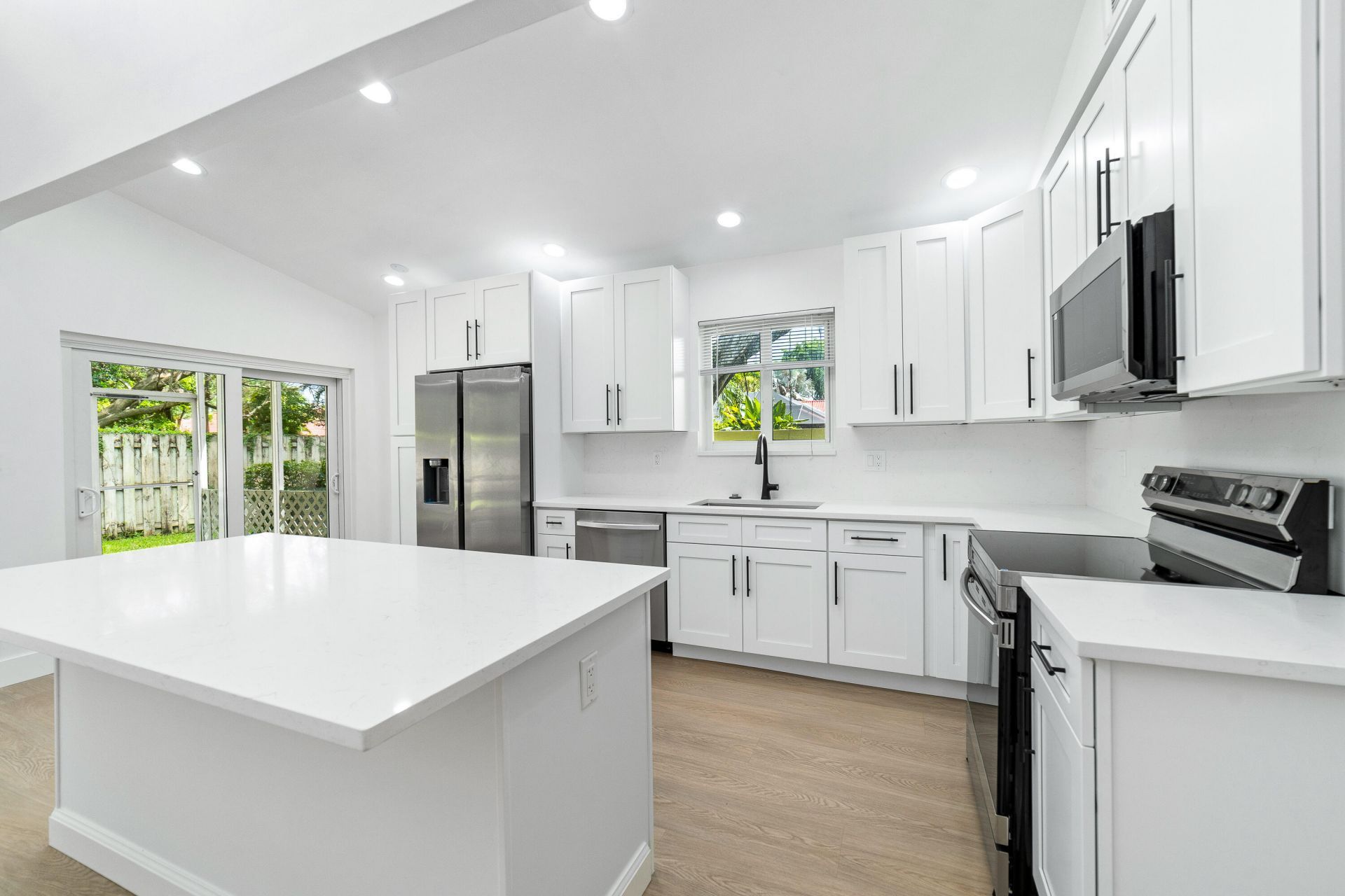 6045 Old Court Road, Unit 407, Boca Raton, FL 33433 Photo