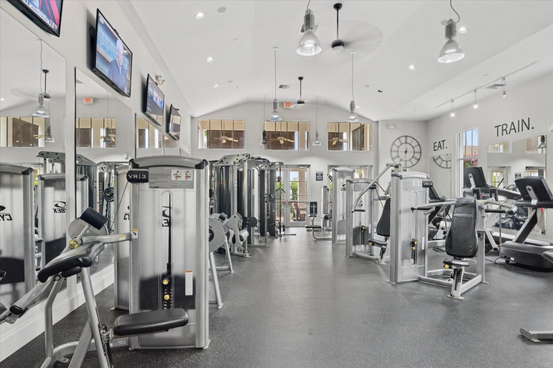 950 Marina Del Ray Lane, Unit 4, West Palm Beach, FL 33401 Photo