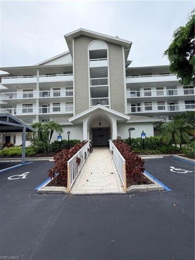 360 Horsecreek Dr, Unit 106, Naples, FL 34110 Photo