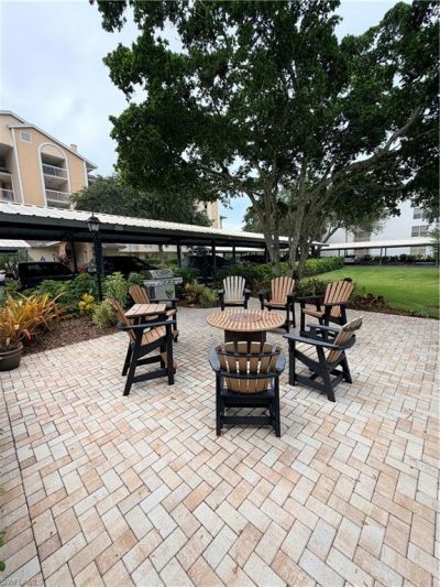 360 Horsecreek Dr, Unit 106, Naples, FL 34110 Photo