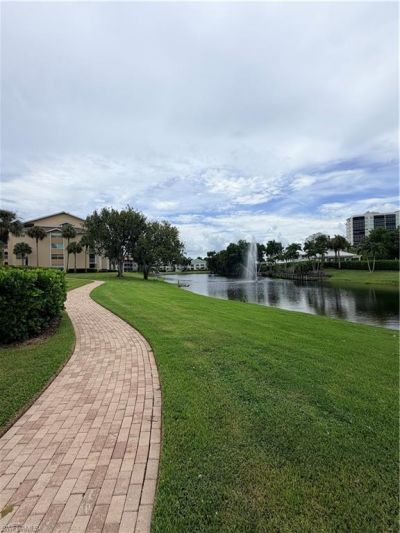360 Horsecreek Dr, Unit 106, Naples, FL 34110 Photo