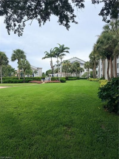 360 Horsecreek Dr, Unit 106, Naples, FL 34110 Photo