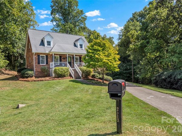 2513 Newington Court , Clemmons, NC 27012