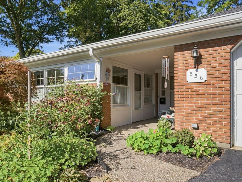 536 W Broadway, Granville, OH 43023 Photo 4