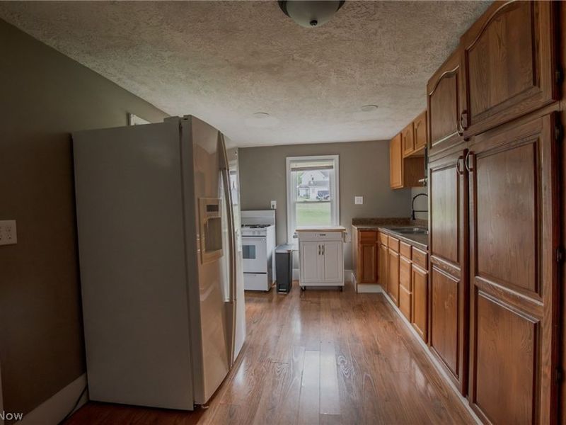 302 3rd Avenue SE, Beach City, OH 44608 Photo 14