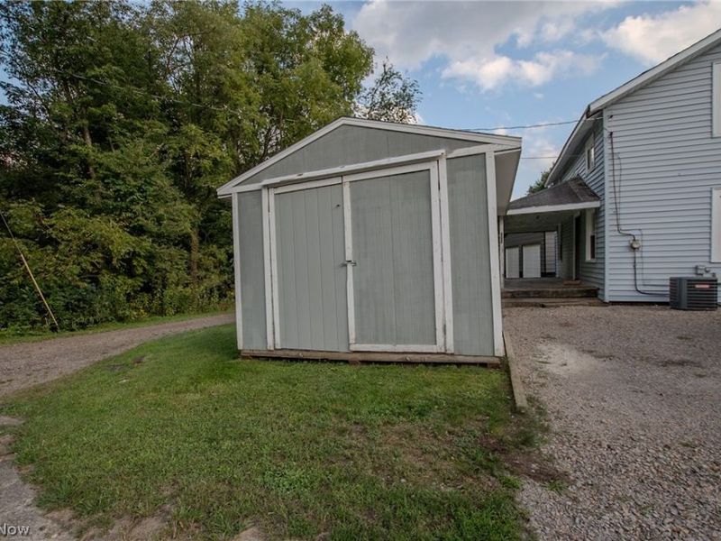 302 3rd Avenue SE, Beach City, OH 44608 Photo 36