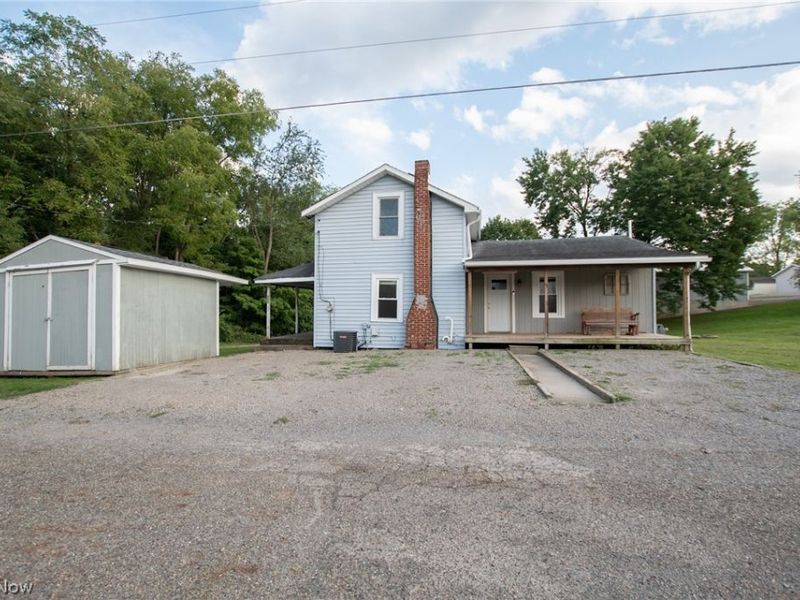 302 3rd Avenue SE, Beach City, OH 44608 Photo 5