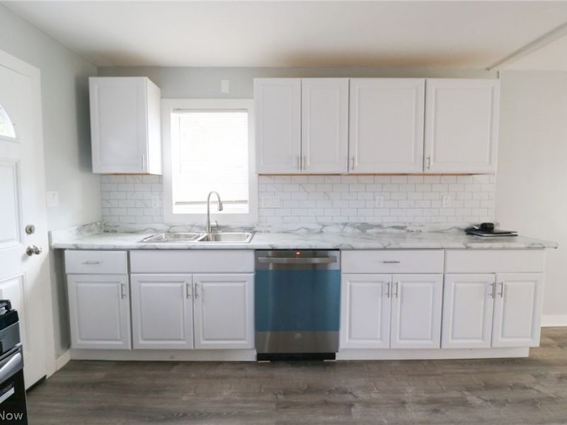 4319 W 189 Street, Cleveland, OH 44135 Photo 4