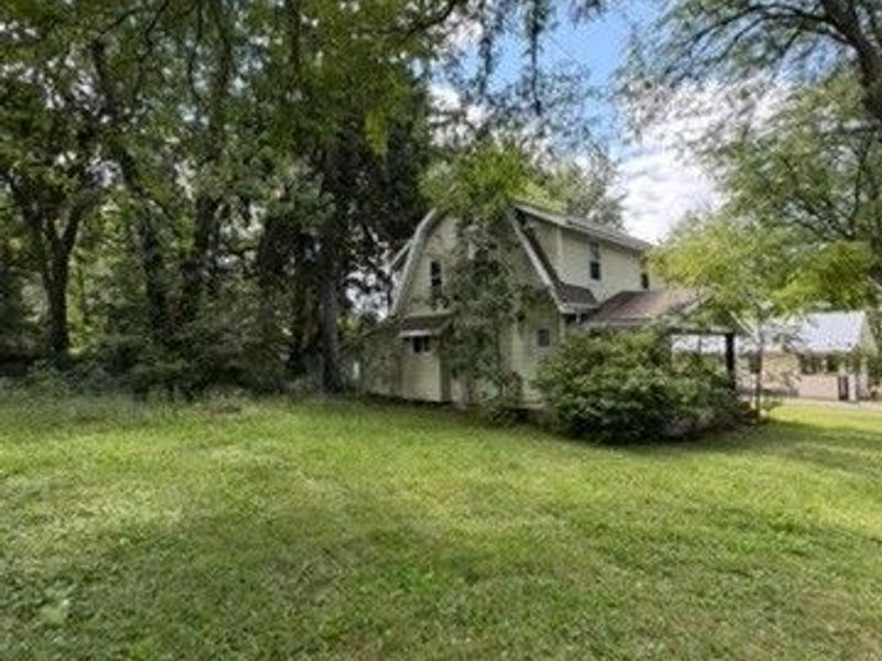848 E Crosier Street, Akron, OH 44306 Photo 2