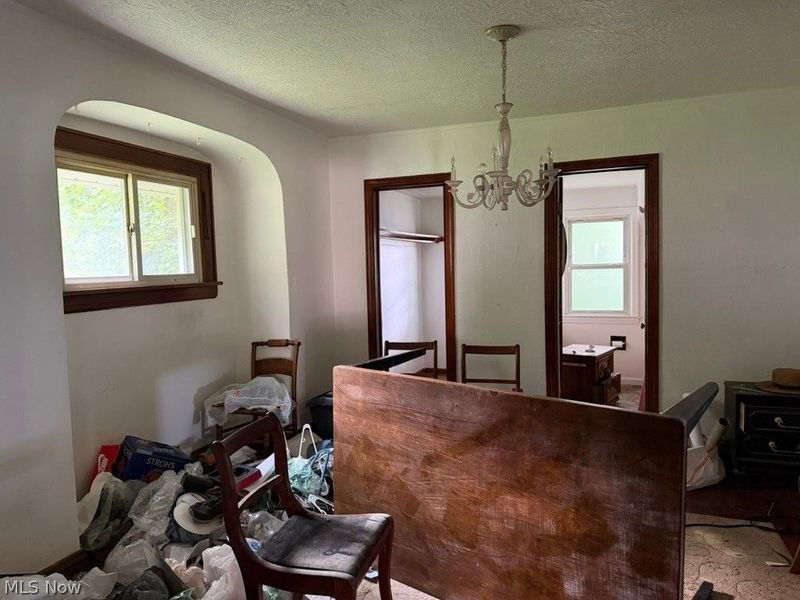 848 E Crosier Street, Akron, OH 44306 Photo 9