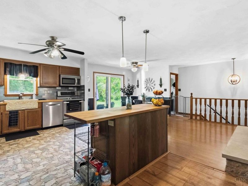 1084 Brown Road, Washington Township, OH 45177 Photo 8