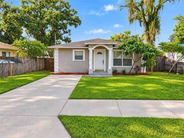 3304 E MOHAWK AVENUE , TAMPA, FL 33610