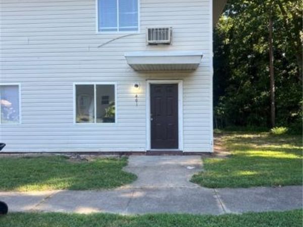 401 Monticello Drive , Hopewell, VA 23860