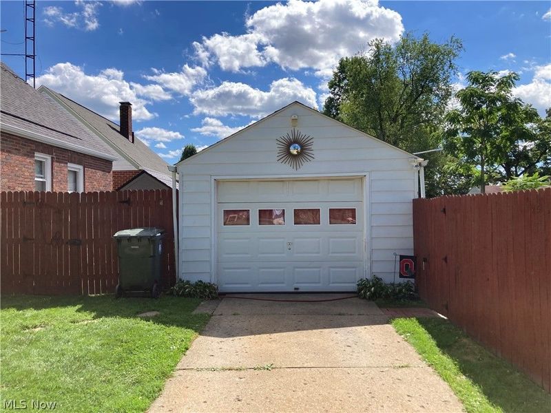 2833 Daleford Avenue NE, Canton, OH 44705 Photo 5
