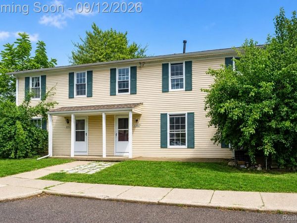 6980 Harvard Lane , Unit 127, Canton Township, Mi 48187