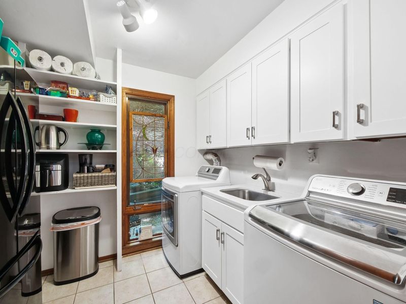 7957 Olentangy River Road, Columbus, OH 43235 Photo 29