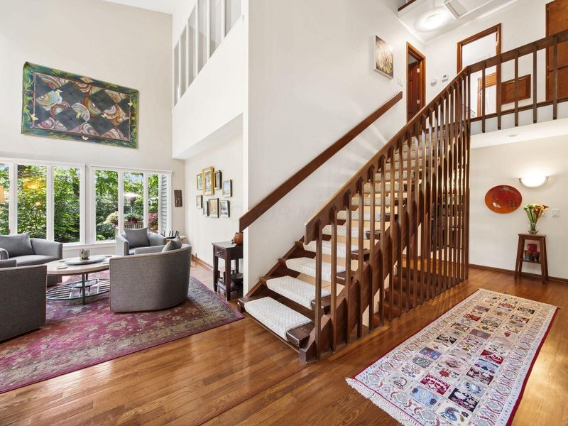 7957 Olentangy River Road, Columbus, OH 43235 Photo 8