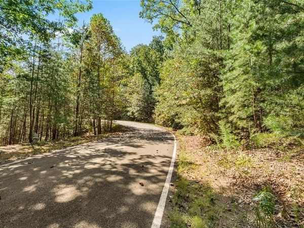 288 Blazingstar Trail , Big Canoe, GA 30143