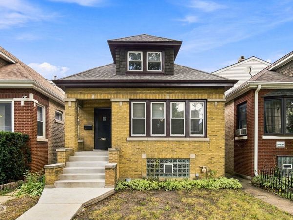 4150 W Melrose Street, Chicago, IL 60641