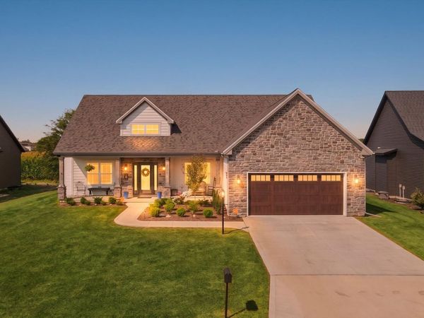 2838 E Stone Creek Boulevard , Urbana, IL 61802