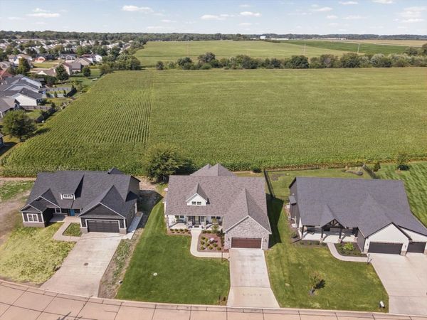 2838 E Stone Creek Boulevard , Urbana, IL 61802