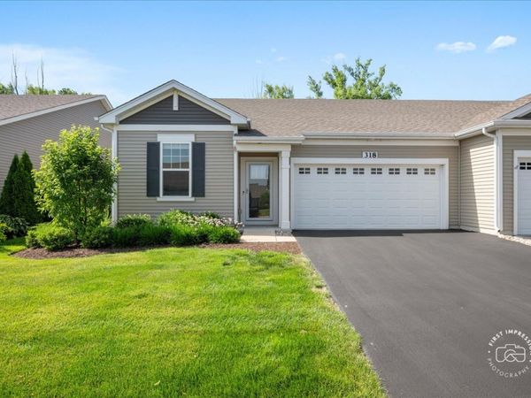 318 Sussex Lane , North Aurora, IL 60542