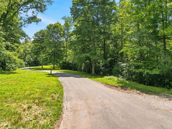 566 locust run, Pierce Twp, OH 45245
