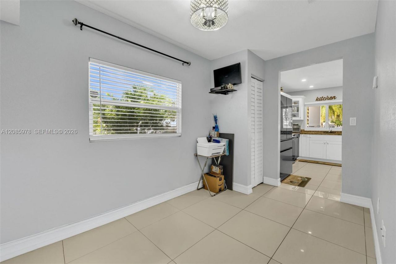 10140 NW 26th Ave, Miami, FL 33147 Photo